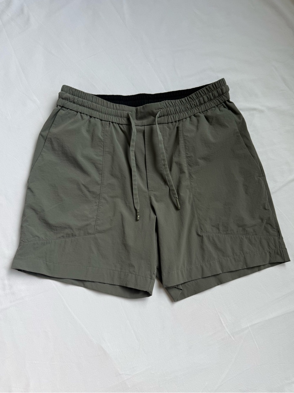 lululemon athletica Men's Olive Green Ripstop Training Shorts
